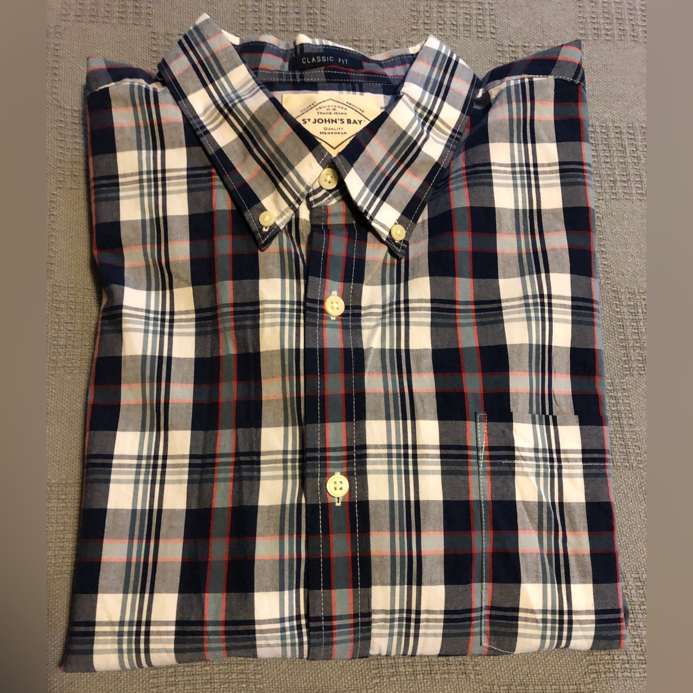 St. John’s Bay long-sleeve button front shirt Red, White and Blue XL NWT